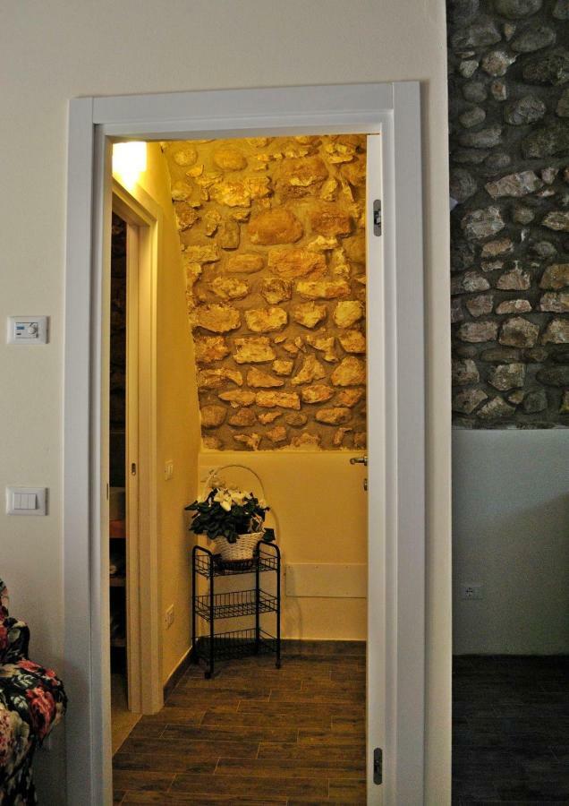 Rustico Di Charme - Le Colline Di Bardolino Villa Kültér fotó