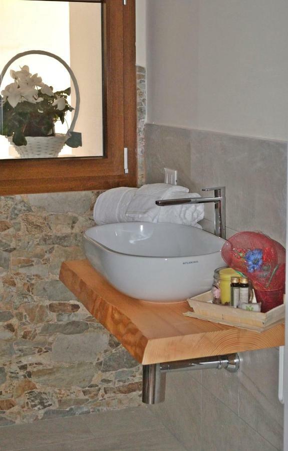 Rustico Di Charme - Le Colline Di Bardolino Villa Kültér fotó